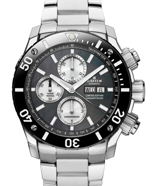 EDOX(エドックス) クラスワン クロノオフショア オートマチックからクロノスタッフダダ2店舗限定モデルが発売!