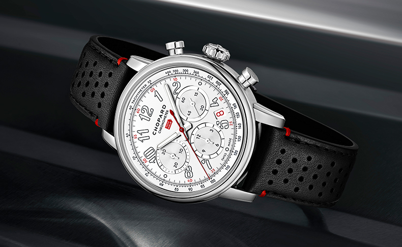 CHOPARD(ショパール) 2026新作 ショパールを象徴するクロノグラフに日本限定モデルが登場。ショパール「ミッレ ミリア クラシック クロノグラフ ジャパン レーシング ホワイト」
