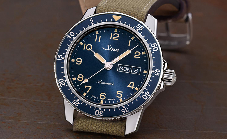 SINN(ジン) 2020新作 ダークブルーとアイボリーの配色が魅力のパイロットウォッチ「104.ST.SA.A.BE」