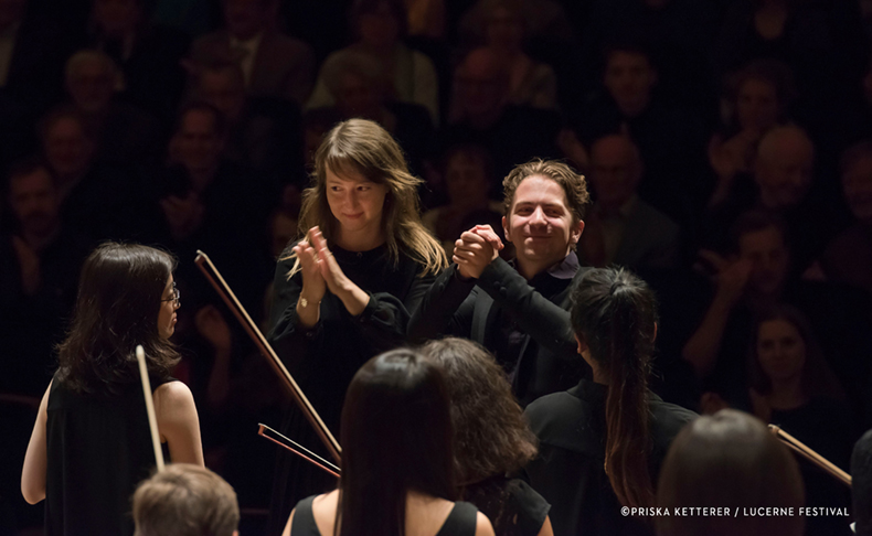 カール F. ブヘラとルツェルン祝祭管弦楽団がパートナーシップを締結