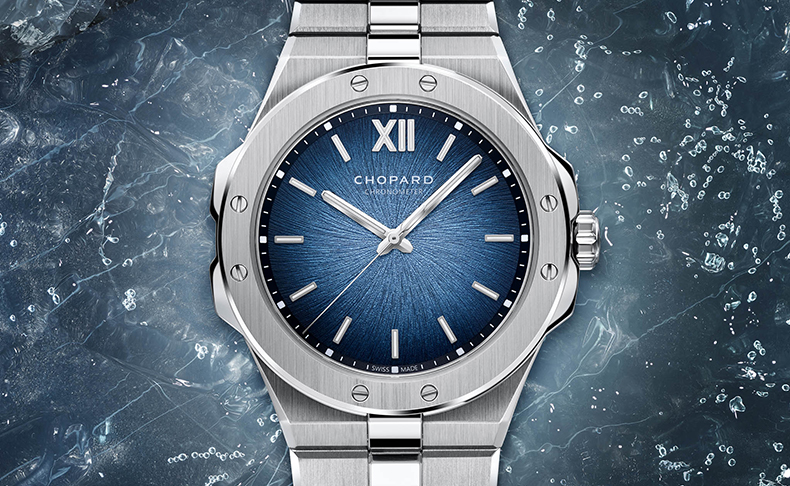 CHOPARD(ショパール) 2025新作 プラチナの洗練と新たな「Shades of Ice」ブルー文字盤のエレガンスが調和するダブル認証のエクセレンスを備えたタイムピース。ショパール「アルパイン イーグル 41 XP CS プラチナ」
