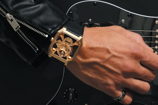 BELL & ROSS(ベル&ロス) 2023新作 ブロンズによって新たな装いに進化。ベル&ロス「BR 01 CYBER SKULL BRONZE」がoomiya3店舗とBell&Ross 銀座及び心斎橋ブティックのみで発売