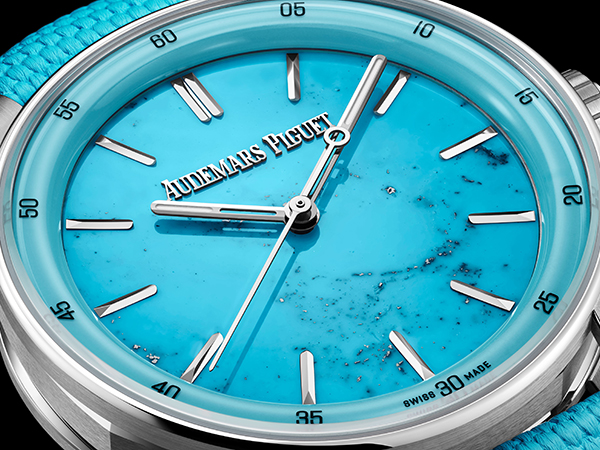 AUDEMARS PIGUET(オーデマ ピゲ) 2026新作 38mmの「CODE 11.59 バイ オーデマ ピゲ オートマティック」に鮮やかなターコイズのストーンダイヤルが日本先行発売で登場