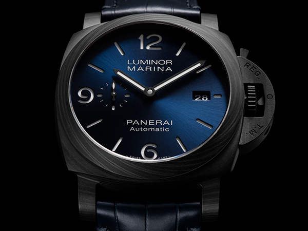 PANERAI(パネライ) 2021新作 パネライ「ルミノール マリーナ カーボテック ブルーノッテ」に深い海へと誘われて