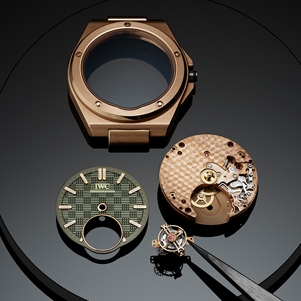 IWC(アイ・ダブリュー・シー シャフハウゼン) 2026新作 IWC、フライング・ミニッツ・トゥールビヨンを搭載した18Kレッドゴールド製の「インヂュニア・トゥールビヨン 41」を発表