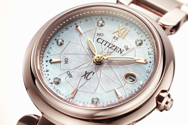 CITIZEN(シチズン) 2021新作 「シチズン クロスシー」誕⽣25周年記念モデル登場。瑞々しく咲き誇る桜の花を描いた限定デザイン