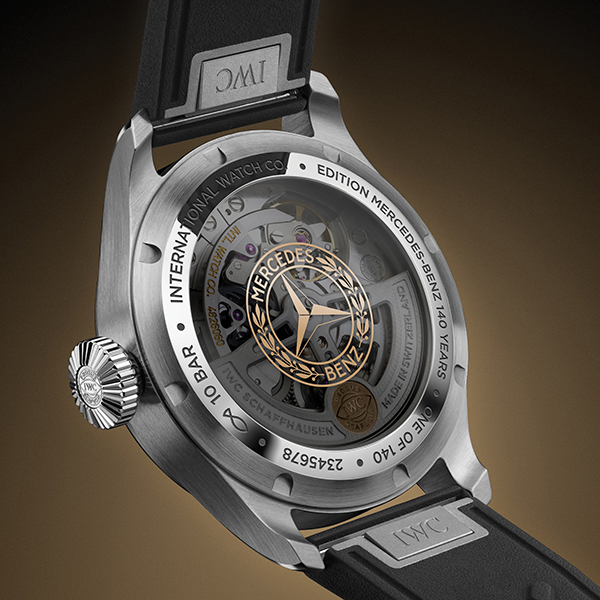 IWC(アイ・ダブリュー・シー シャフハウゼン) 2026新作 メルセデス・ベンツの140年にわたるイノベーションを祝福。IWC「ビッグ・パイロット・ウォッチ・パーペチュアル・カレンダー・プロセット “140 イヤーズ メルセデス・ベンツ」