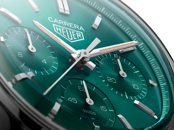 TAG Heuer(タグ・ホイヤー) 2021新作 ブルーグリーンの深いティールカラーが神秘的かつ洗練された腕元を演出。「タグ・ホイヤー カレラ グリーン スペシャルエディション」