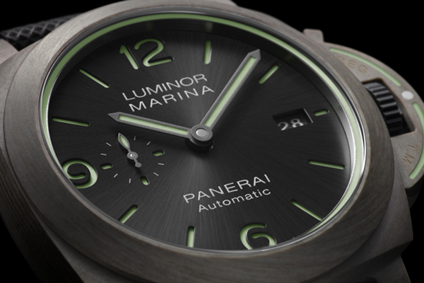 PANERAI(パネライ) 2020新作 ルミノール マリーナのスペシャルエディションに よって、ルミノールの伝説が復活。パネライ「ルミノール マリーナ フィブラテック™ - 44mm」