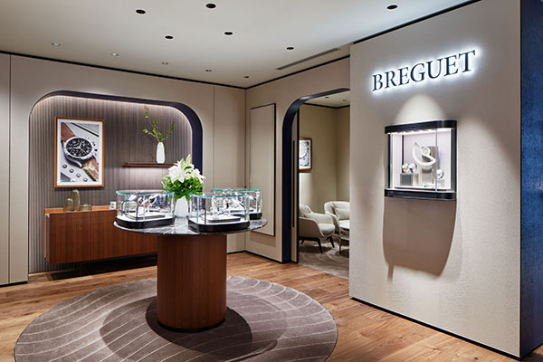 ブレゲ(BREGUET) 「マリーンレディ 9518」の最新モデルを先行発売