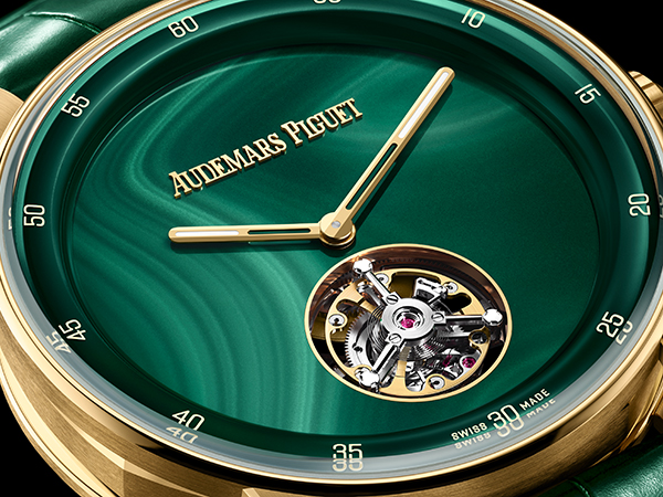 AUDEMARS PIGUET(オーデマ ピゲ) 2025新作 「CODE 11.59 バイ オーデマ ピゲ フライング トゥールビヨン」に、鮮やかなストーンダイヤルの3モデルが登場