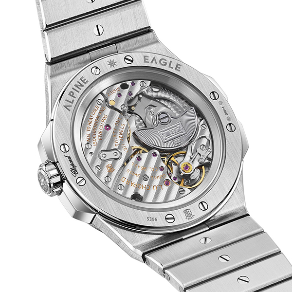 CHOPARD(ショパール) 2025新作 プラチナの洗練と新たな「Shades of Ice」ブルー文字盤のエレガンスが調和するダブル認証のエクセレンスを備えたタイムピース。ショパール「アルパイン イーグル 41 XP CS プラチナ」