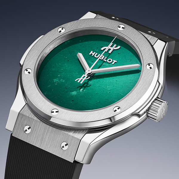 HUBLOT(ウブロ) 2026新作 天然石が生み出す、唯一無二の表情。ウブロ「クラシック・フュージョン ホークスアイ チタニウム」「クラシック・フュージョン グリーンアベンチュリン チタニウム」