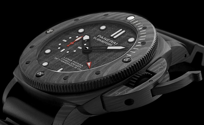 SIHH 2019新作「パネライ サブマーシブル ルナロッサ - 47mm」