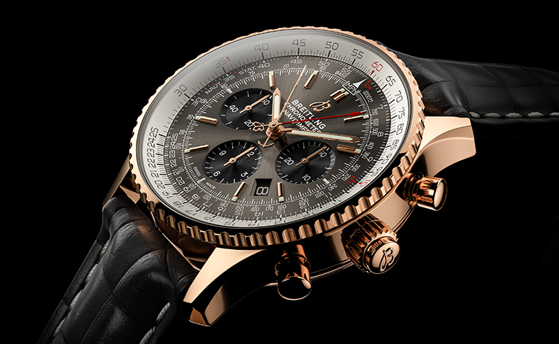 2020新作　ブライトリングから「ナビタイマー B03 クロノグラフ ラトラパンテ 45」が登場