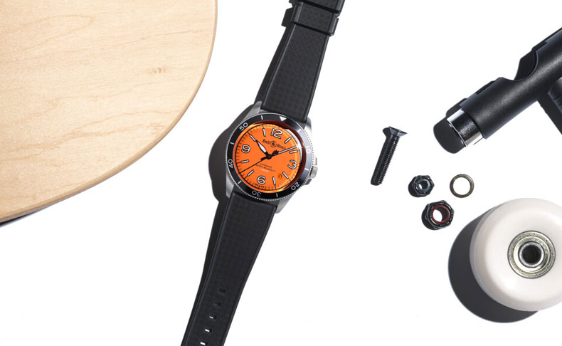 2022新作 個性際立つオレンジカラー。ベル&ロス「BR 03-92 Diver Orange」