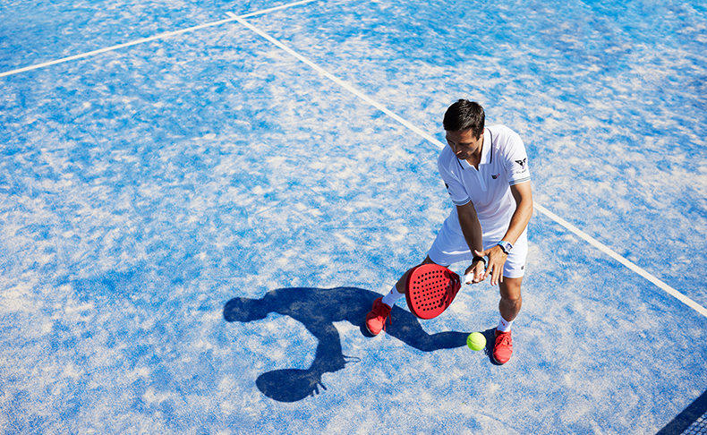 パデル パワー! フェルナンド・ベラステギンがリシャール・ミル ファミリーに仲間入り