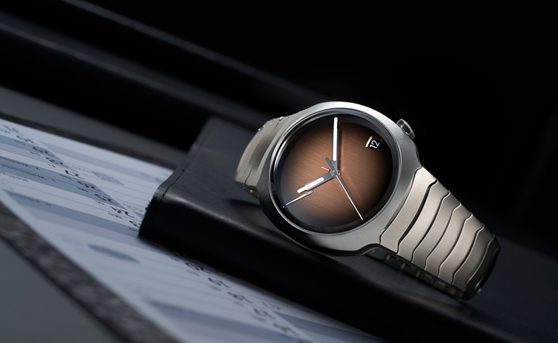 2024新作 1年間限定生産のスペシャルエディション。H.モーザー「ストリームライナー・パーペチュアルカレンダー コンセプト スモークサーモン」