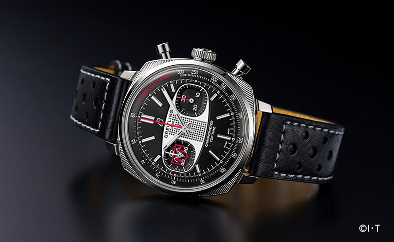 2026新作 仮面ライダー55周年を祝すレーシング・クロノグラフ。ブライトリング「トップタイム B01 レーシング 仮面ライダー リミテッド」