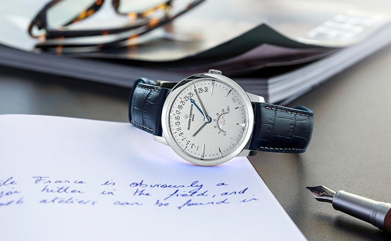 2020新作　コレクター向けのプラチナ950による特別な限定モデル。ヴァシュロン・コンスタンタン「パトリモニー・ムーンフェイズ・レトログラード・デイト コレクション・エクセレンス・プラチナ」