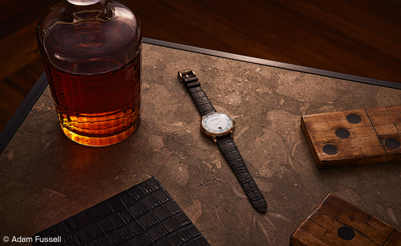 2021新作 ショパール マニュファクチュール初のジャンピングアワーを搭載したタイムピース。ショパール「L.U.C クアトロ スピリット 25」