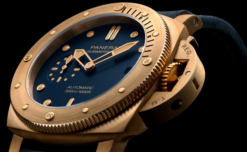 2021新作 大胆な色の組み合わせを生み出す新しい試み。パネライ ブティック限定モデル「サブマーシブル ブロンゾ ブルーアビッソ」