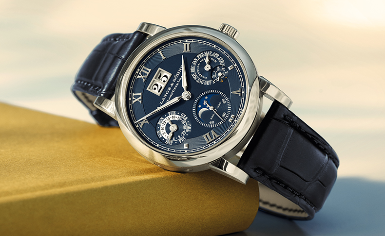 2021新作 誕生20周年を祝うブルーのダイヤルを備えた限定エディション。A.ランゲ&ゾーネ「ランゲマティック・パーペチュアル」