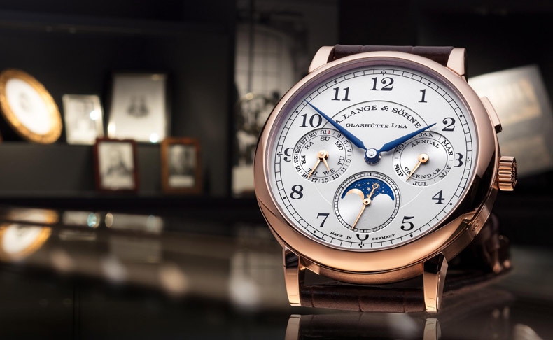 本物の月の満ち欠けをそのまま再現する高精度とポエティックな美しさ。国内4店舗のA.ランゲ&ゾーネ ブティックにて「ムーンフェイズ ウォッチ フェア」開催