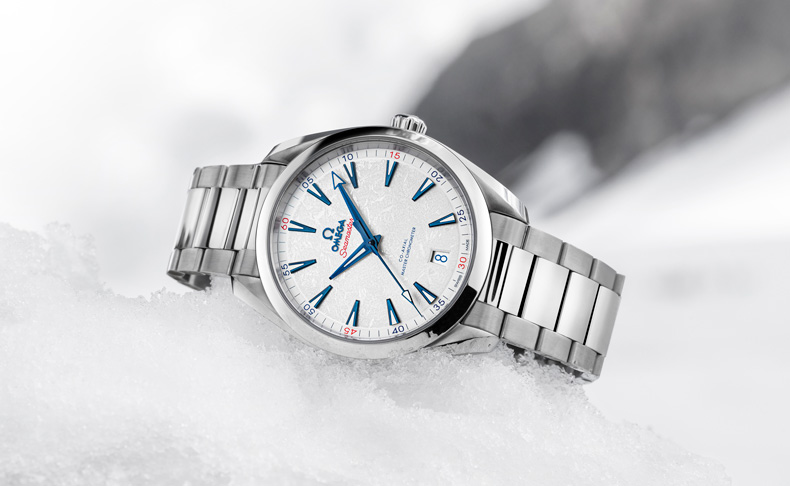 オメガが北京2022に向け、氷をモチーフにした「シーマスター アクアテラ 北京2022」を発表