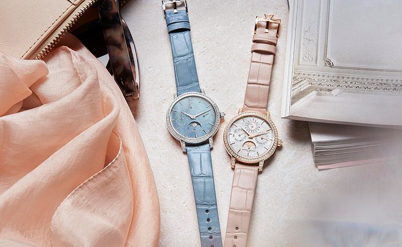 2022新作 女性の複雑時計に対する要望に応える時計。ヴァシュロン・コンスタンタン「トラディショナル・エクストラフラット・パーペチュアルカレンダー」