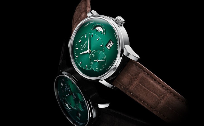 2020新作 深みのあるグリーンの文字盤で魅了する。グラスヒュッテ・オリジナル「パノマティックルナ」