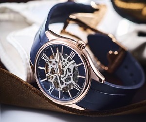 【FREDERIQUE CONSTANT　フレデリック・コンスタント】
