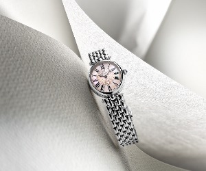 コルム(CORUM) アドミラル Admiral | 藤崎本館6階 宝飾・時計