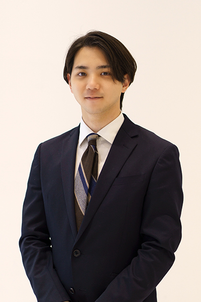 譜久島　利勇