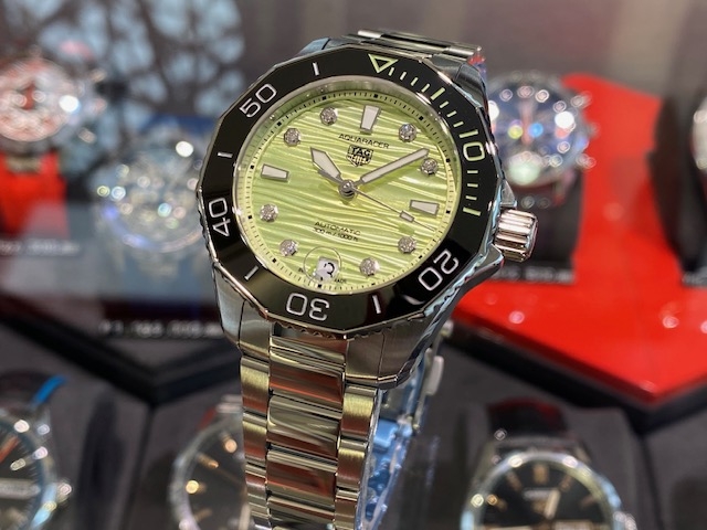 (タグ・ホイヤー)
