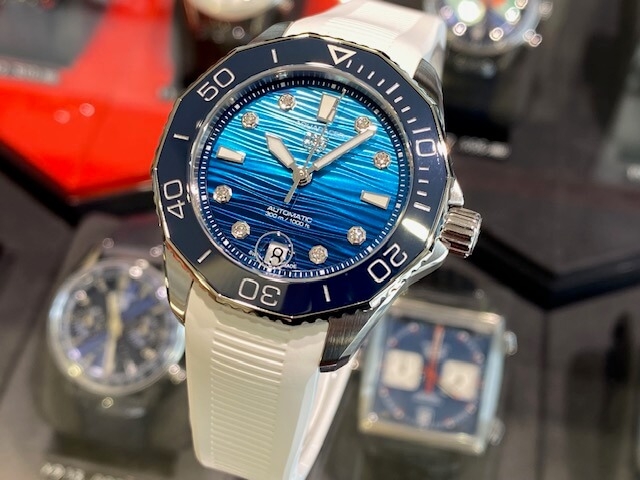 (タグ・ホイヤー)
