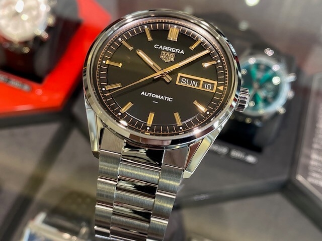 (タグ・ホイヤー)
