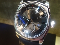 ROGER DUBUIS(ロジェ・デュブイ)
