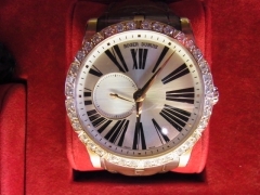 ROGER DUBUIS(ロジェ・デュブイ)
