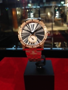 ROGER DUBUIS(ロジェ・デュブイ)
