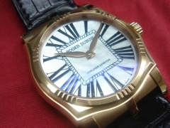 ROGER DUBUIS(ロジェ・デュブイ)
