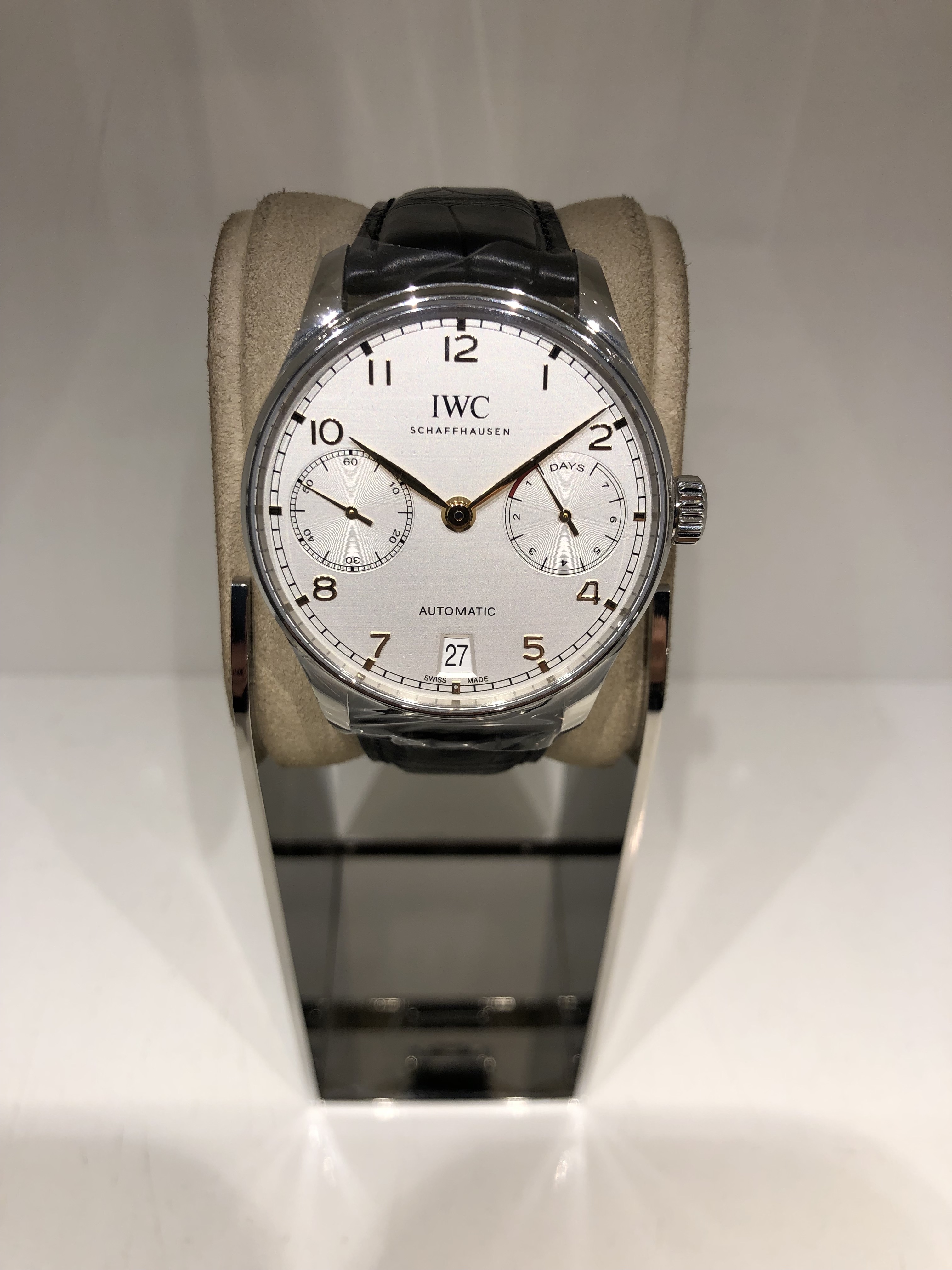 IWC(アイ・ダブリュー・シー)

