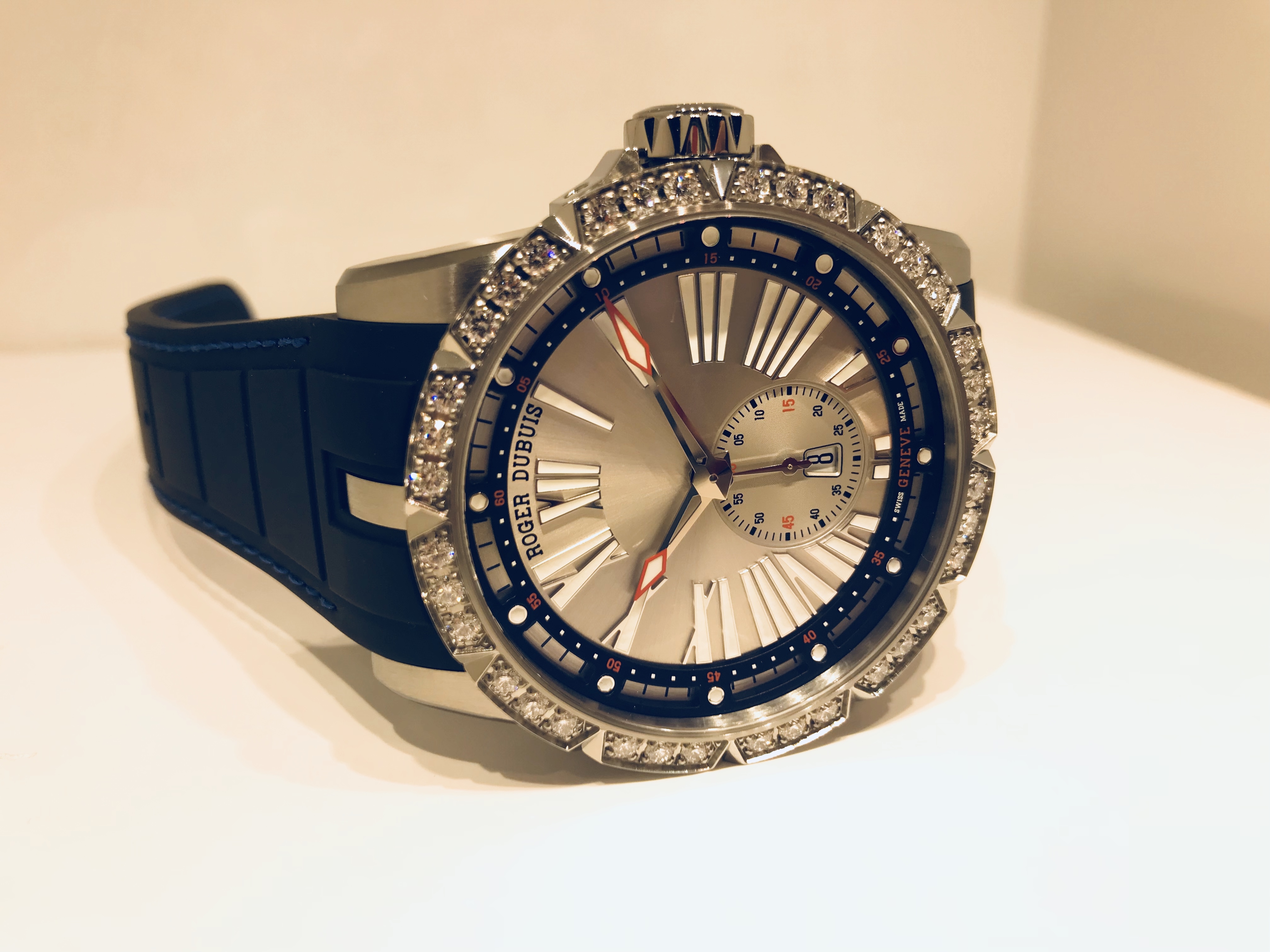 ROGER DUBUIS(ロジェ・デュブイ)
