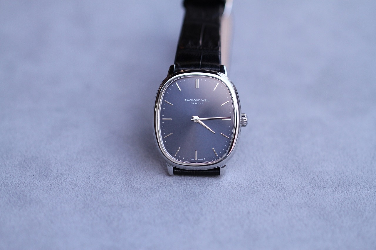 (レイモンド・ウェイル)
