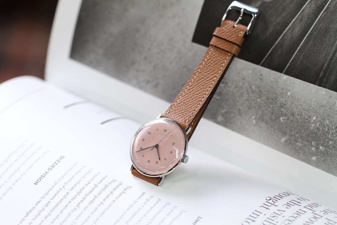 JUNGHANS(ユンハンス)
