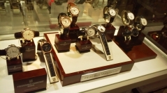 FREDERIQUE CONSTANT(フレデリック・コンスタント)
