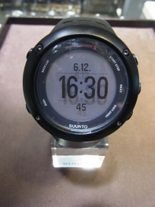 SUUNTO(スント)
