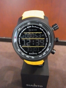 SUUNTO(スント)
