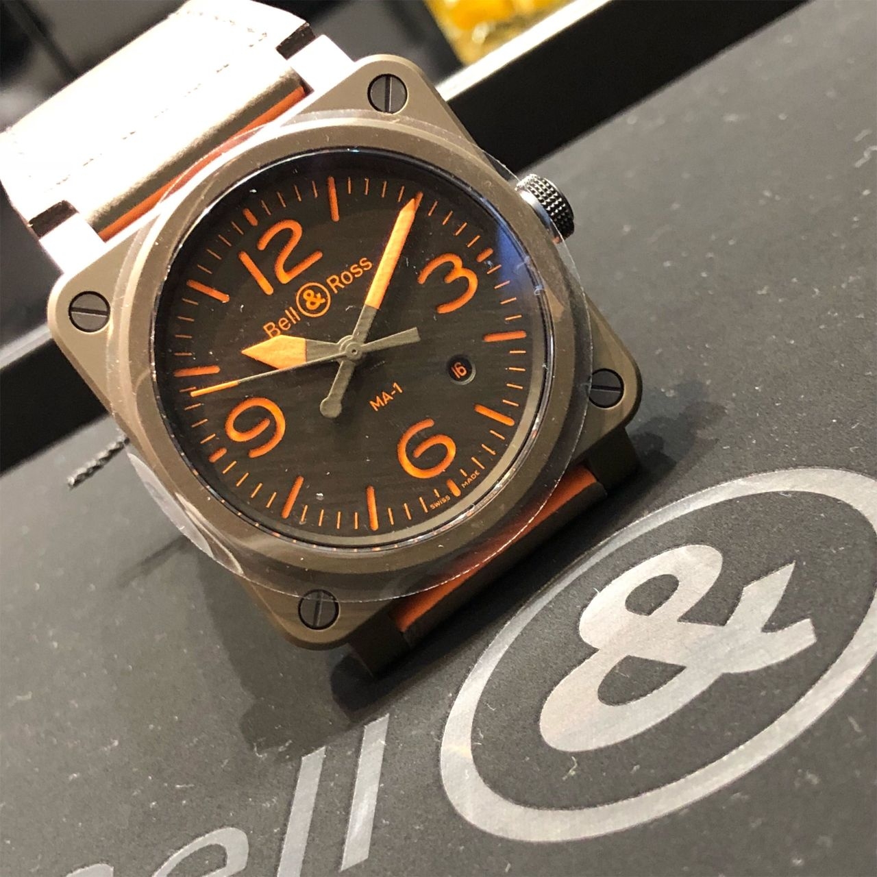 BELL &amp; ROSS(ベル＆ロス)
