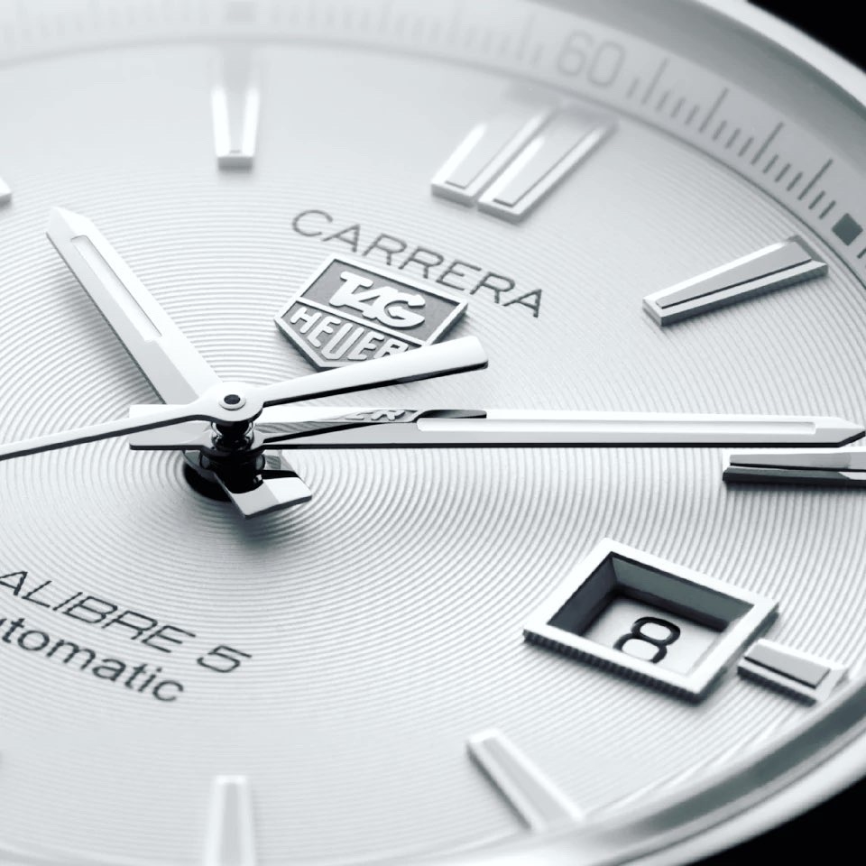 (タグ・ホイヤー)
